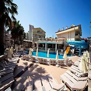 Laberna מלון מרמריס