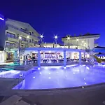 ホテル Laberna 4*